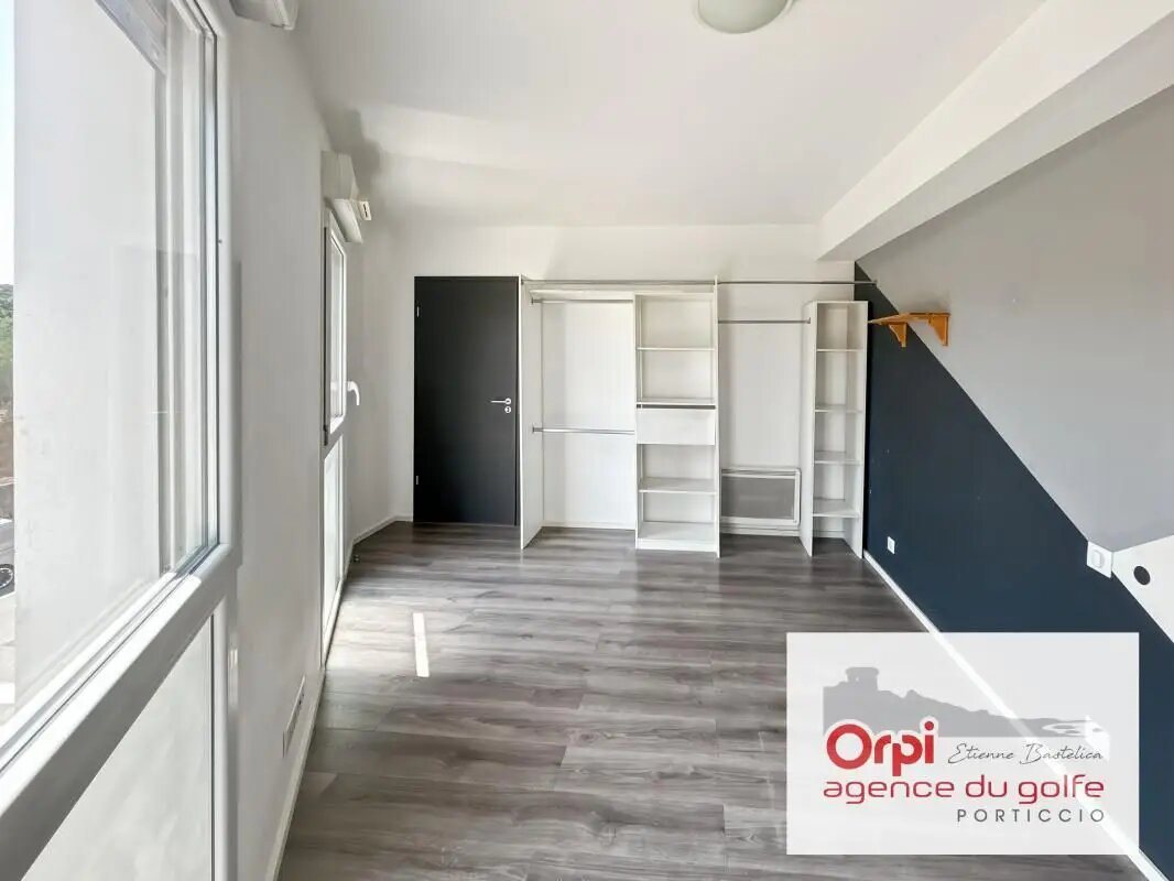 Appartement à louer, 66m², Ajaccio