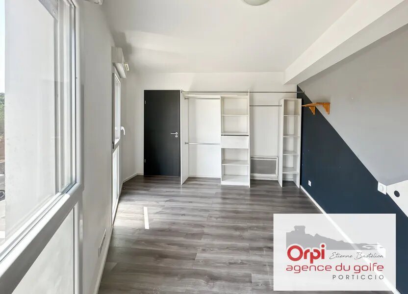 Appartement à louer, 66m², Ajaccio