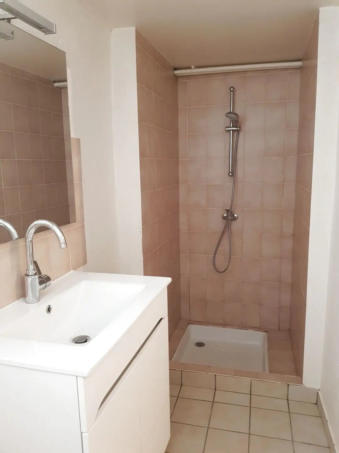 Appartement à louer, 47m², Aurillac