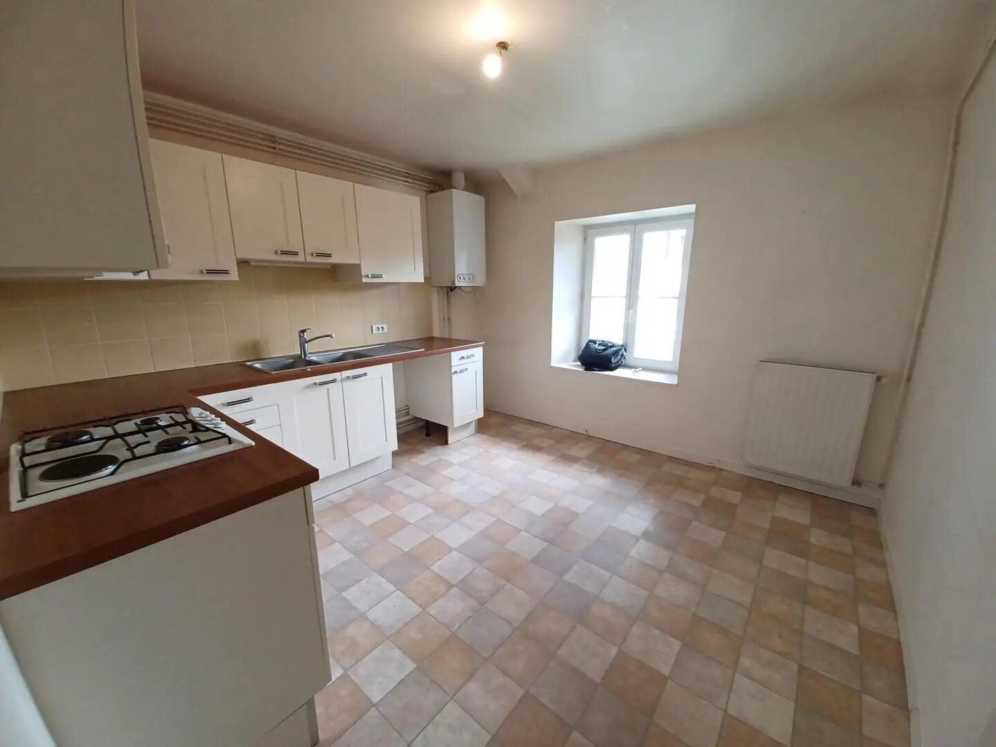 Appartement à louer, 100m², Aurillac