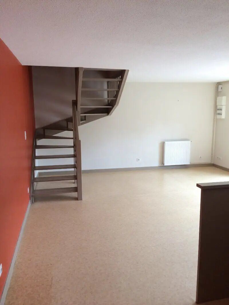 Appartement à louer, 76m², Aurillac