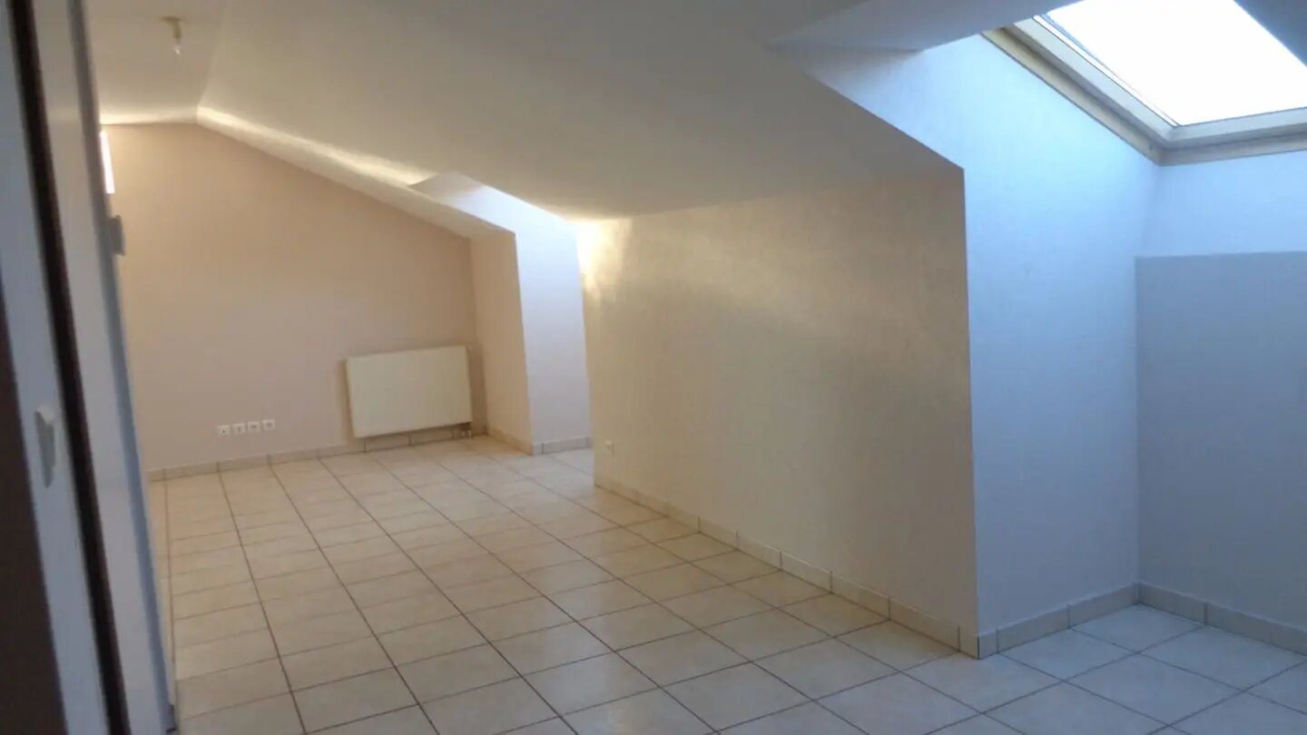 Appartement à louer, 45m², Aurillac
