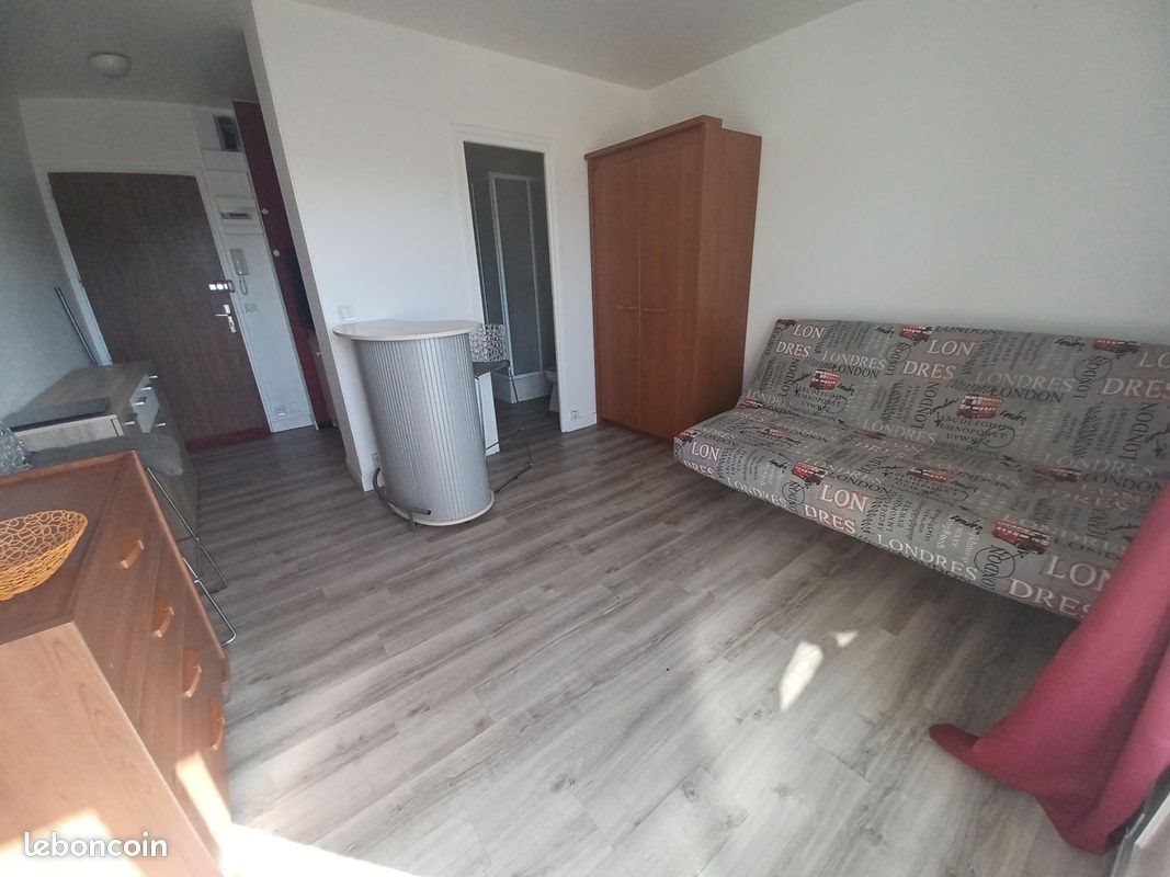 Appartement à louer, 19m², Aurillac