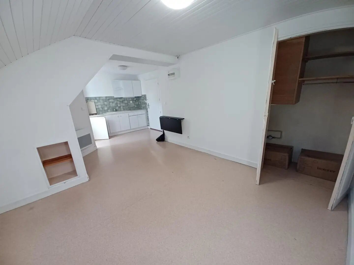 Appartement à louer, 21m², Aurillac