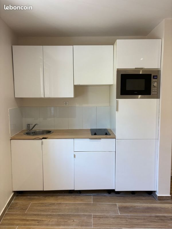 Appartement à louer, 27m², Saint-Raphaël