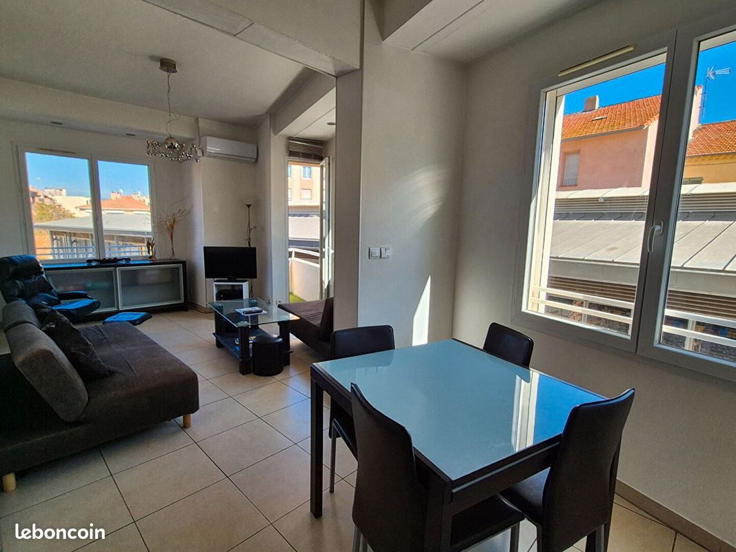 Appartement à louer, 60m², Saint-Raphaël