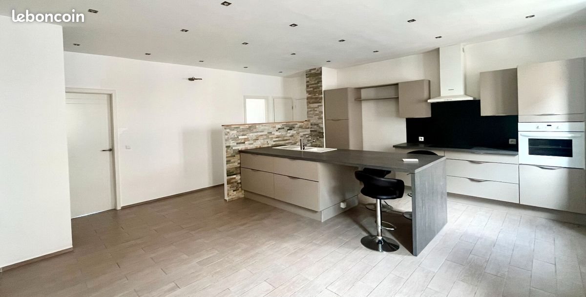 Appartement à vendre, 60m², Saint-Raphaël