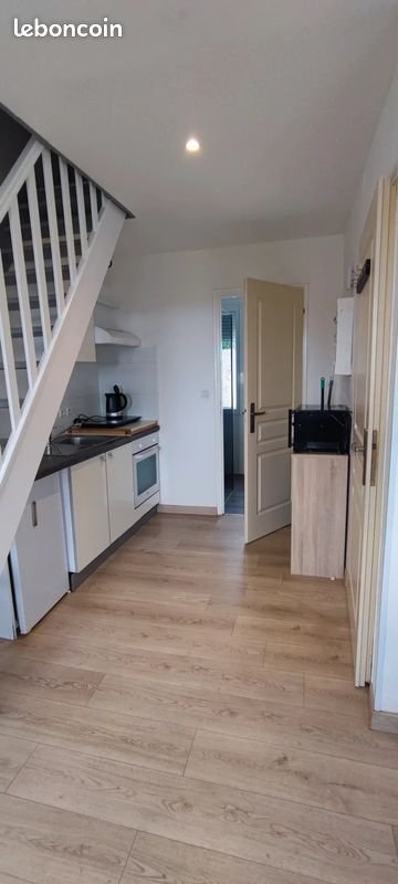 Appartement à louer, 27m², Plomodiern
