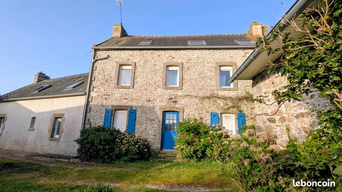 Maison à vendre, 90m², Plomodiern