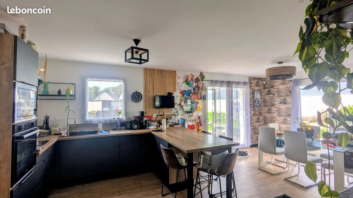 Maison à vendre, 102m², Plonévez-Porzay