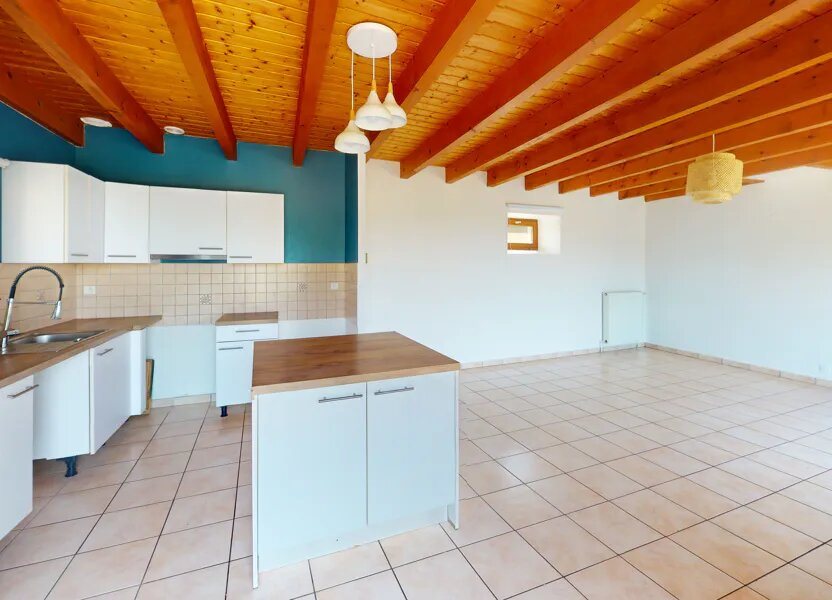 Maison à louer, 71m², Flavin