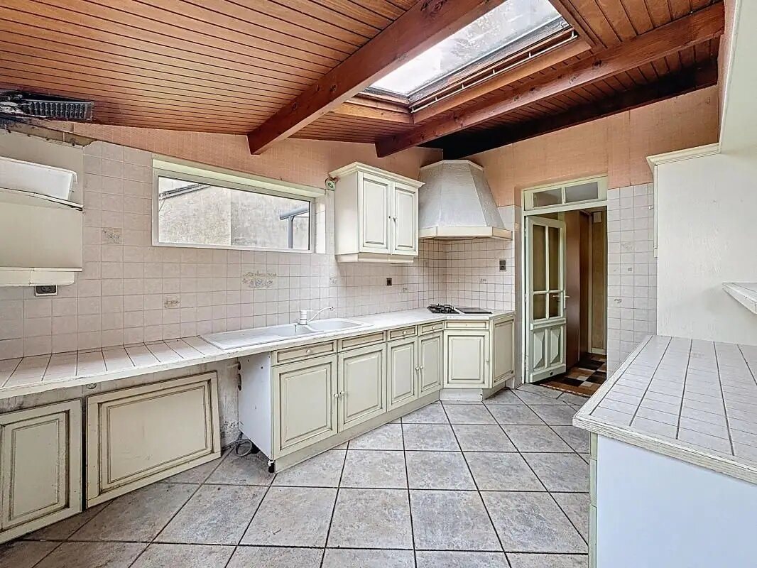 Maison à vendre, 200m², Saint-Christophe-Vallon