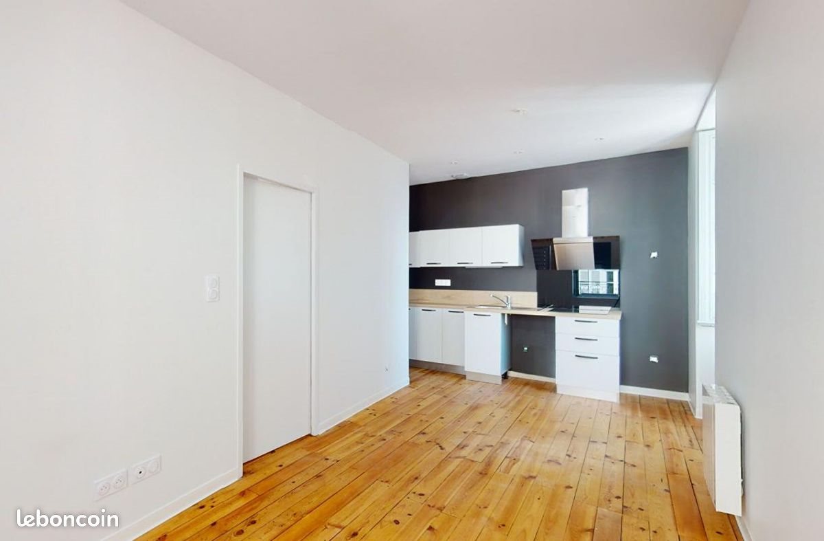 Appartement à louer, 33m², Rodez