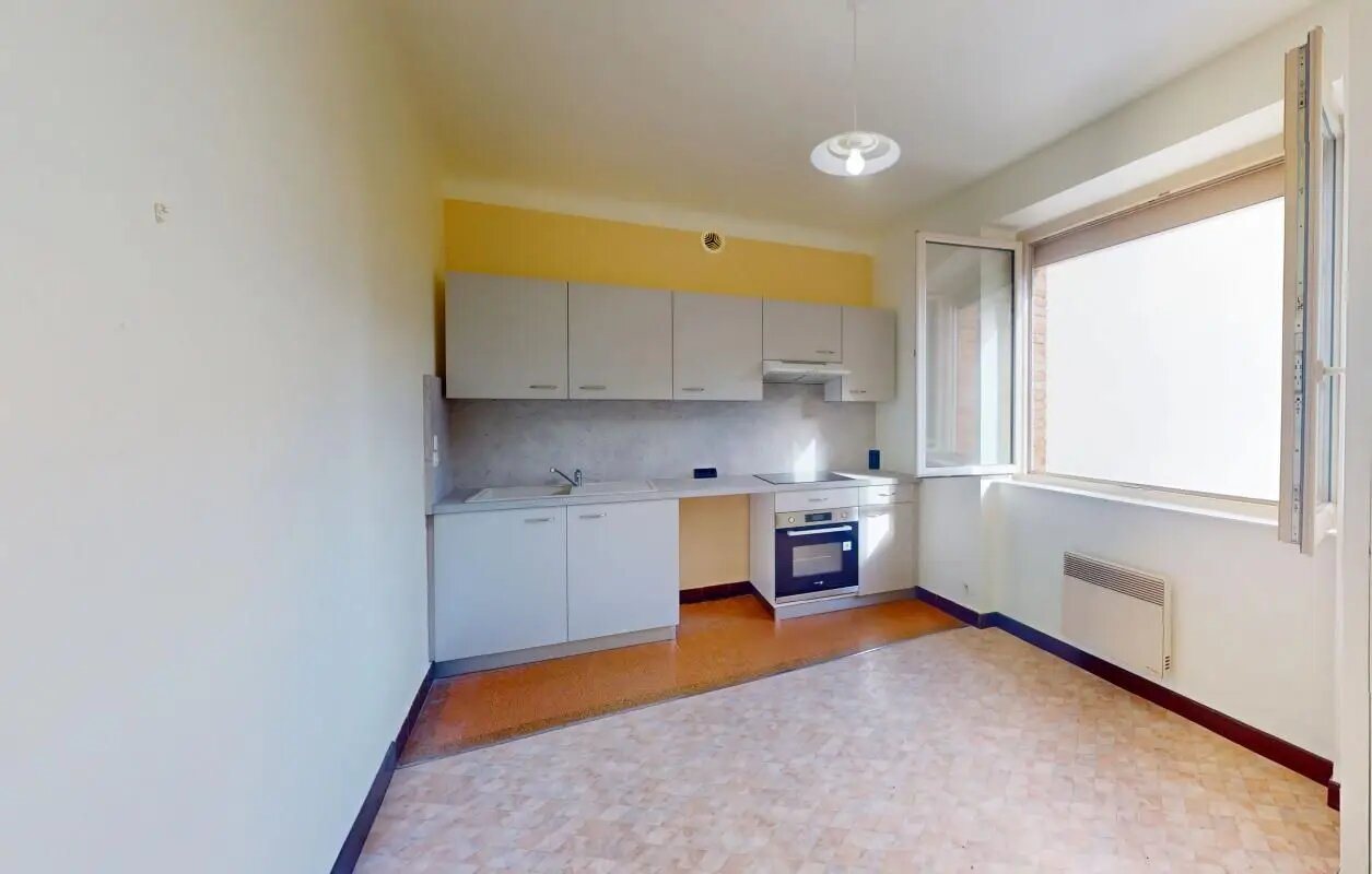 Appartement à louer, 72m², Naucelle