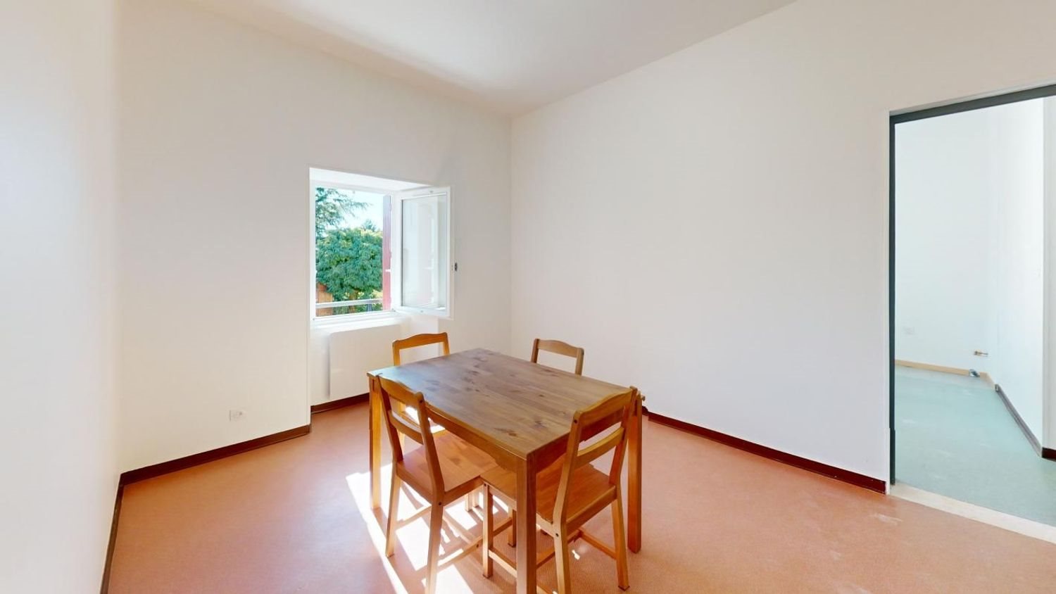 Appartement à louer, 45m², Salmiech