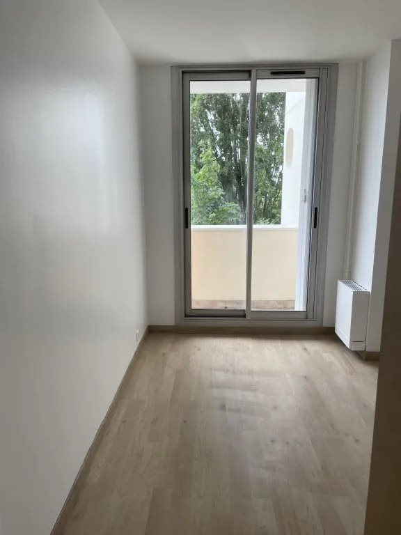 Appartement à louer, 42m², Stains