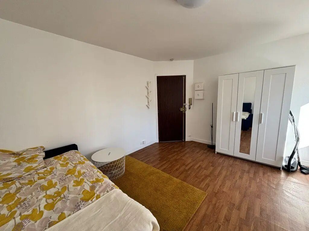 Appartement à louer, 19m², Clichy