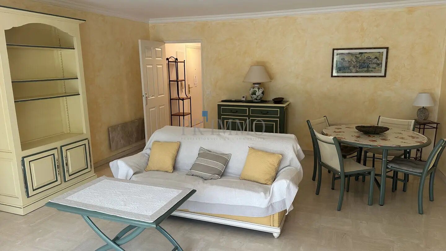 Appartement à louer, 55m², Saint-Raphaël
