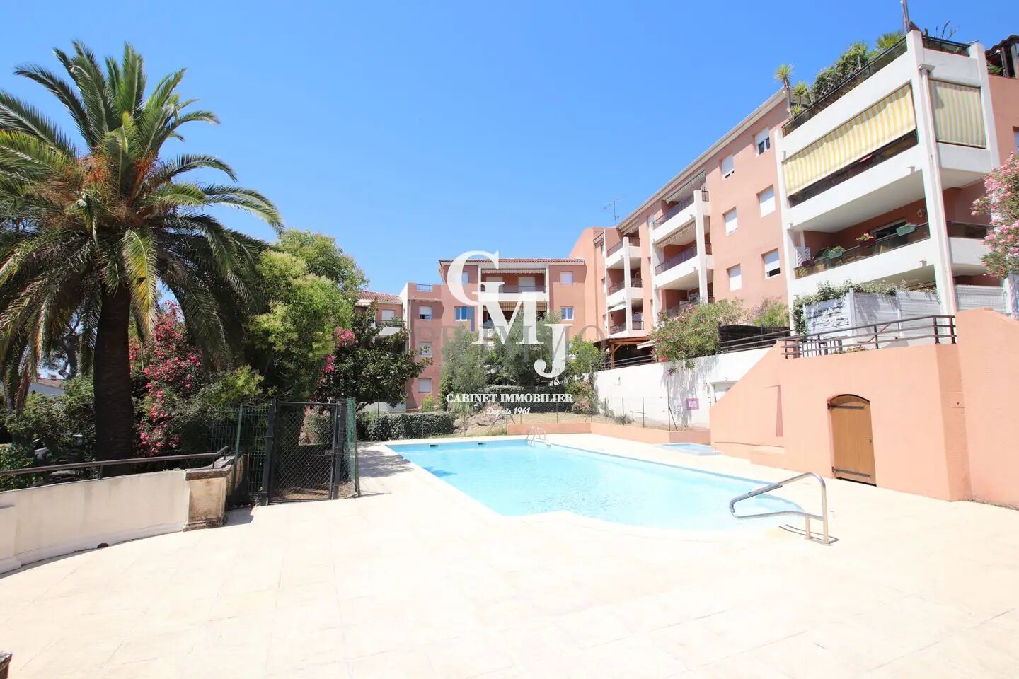 Appartement à vendre, 63m², Saint-Raphaël