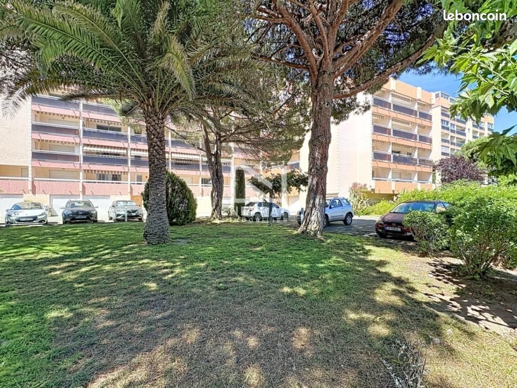 Appartement à vendre, 57m², Fréjus