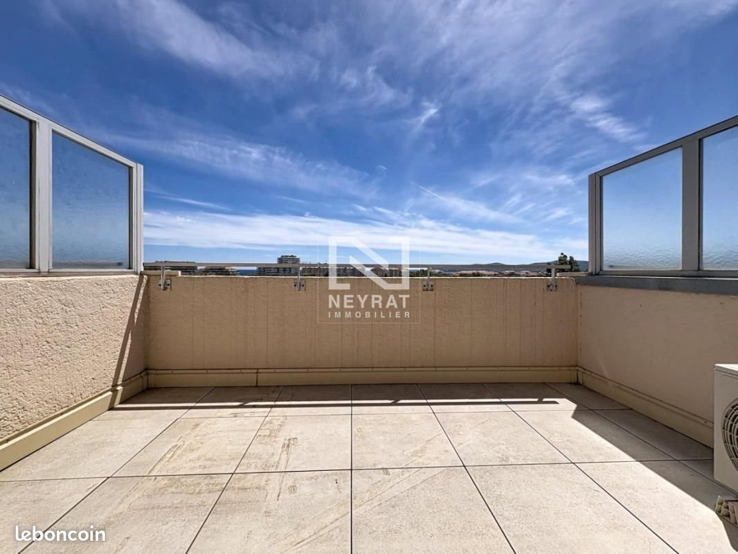 Appartement à vendre, 57m², Fréjus