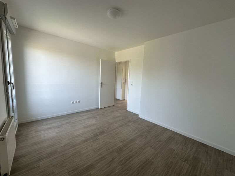 Appartement à louer, 55m², Egly