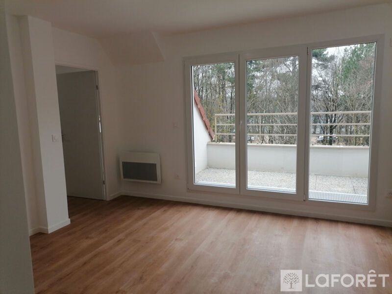 Appartement à louer, 39m², Linas