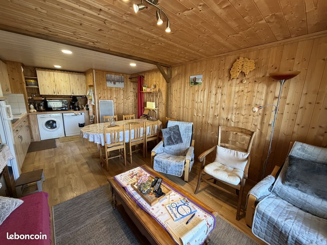 Appartement à vendre, 80m², Laveissière