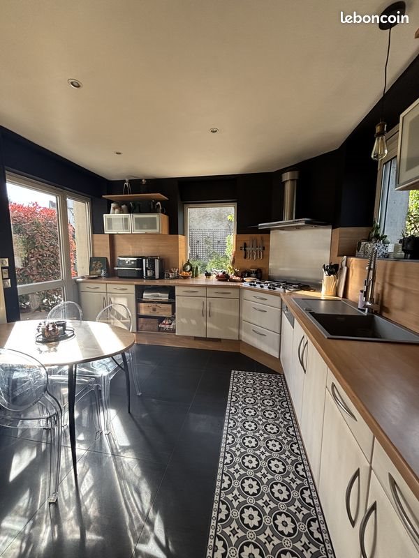 Maison à vendre, 210m², Aurillac