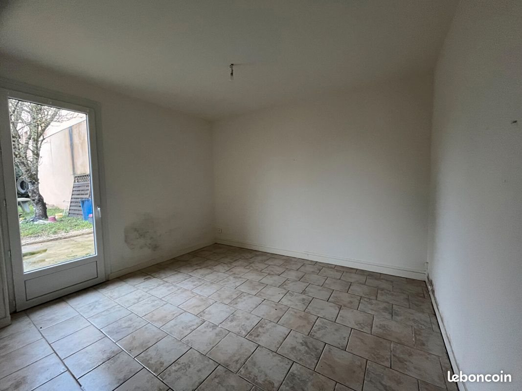 Maison à louer, 64m², Henrichemont