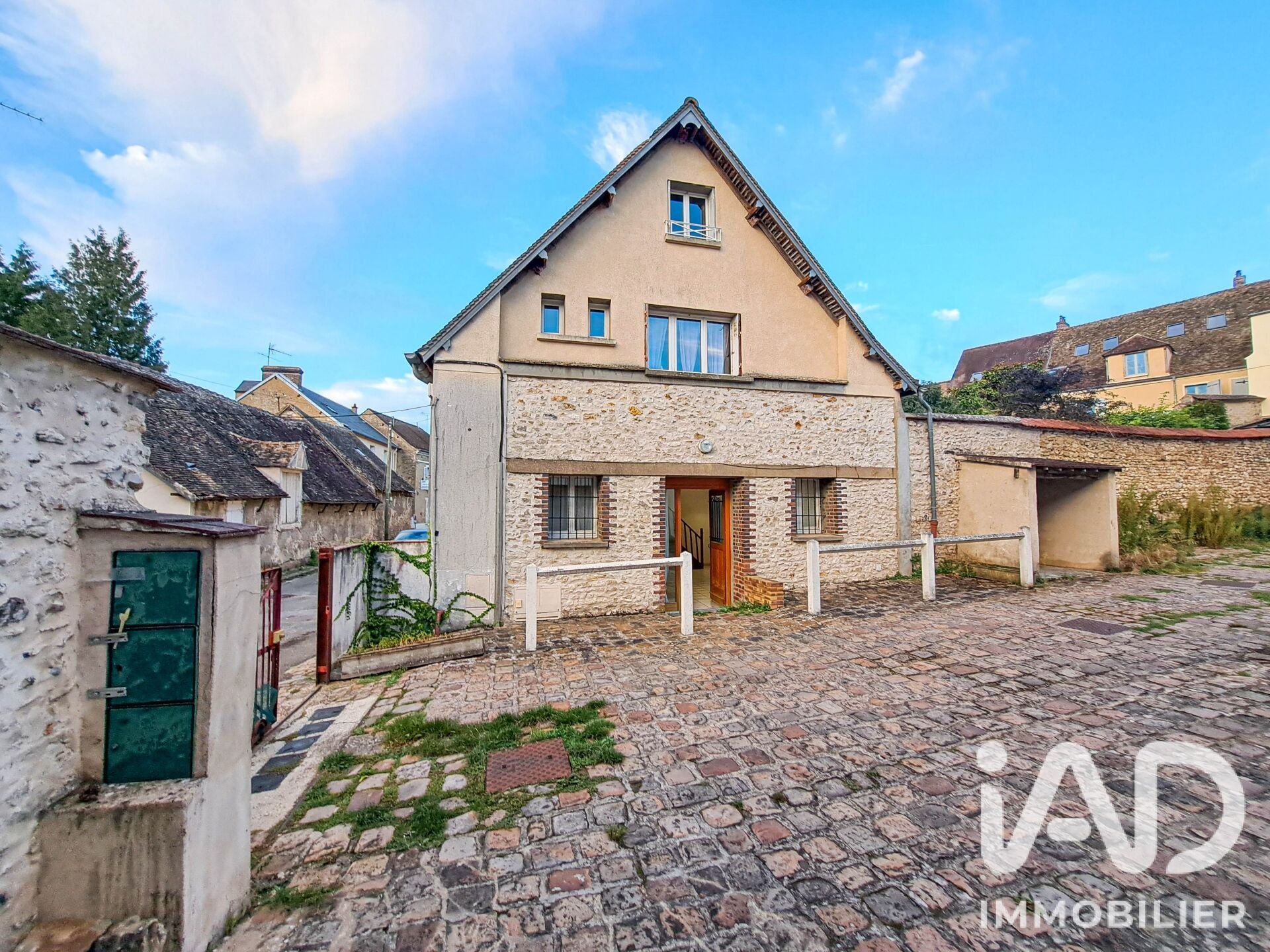 Maison à louer, 95m², Houdan