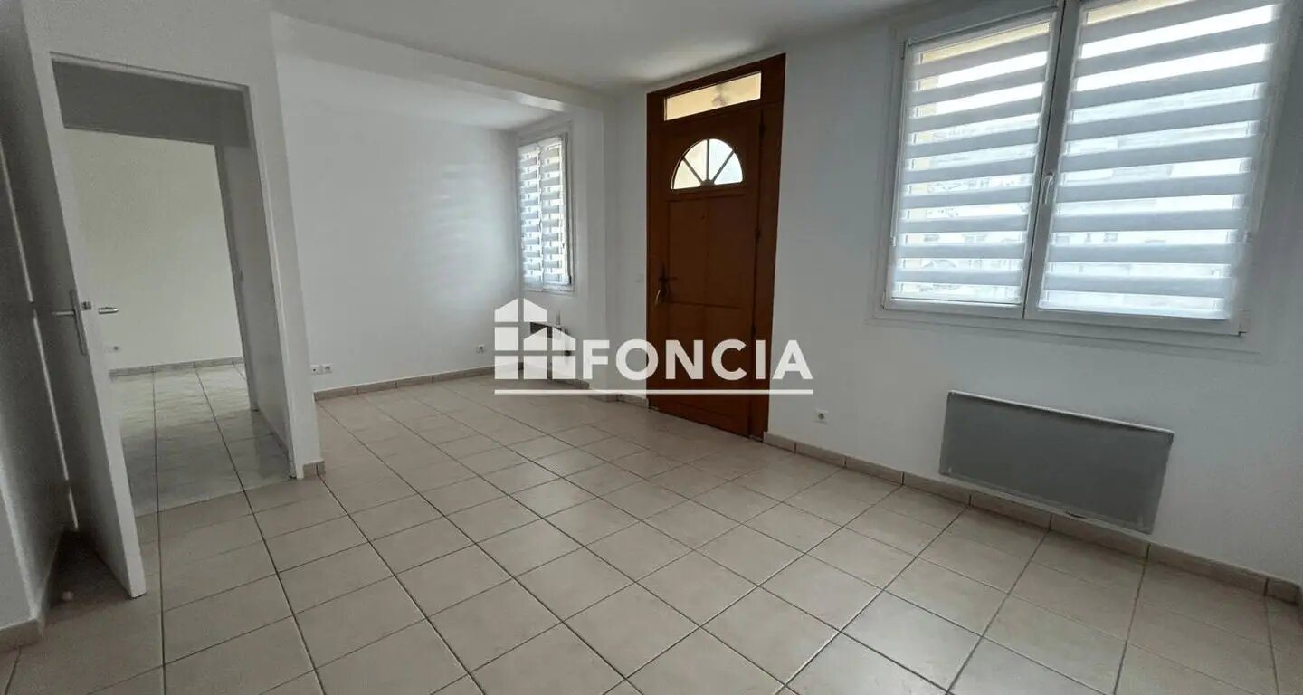 Appartement à louer, 39m², Charny