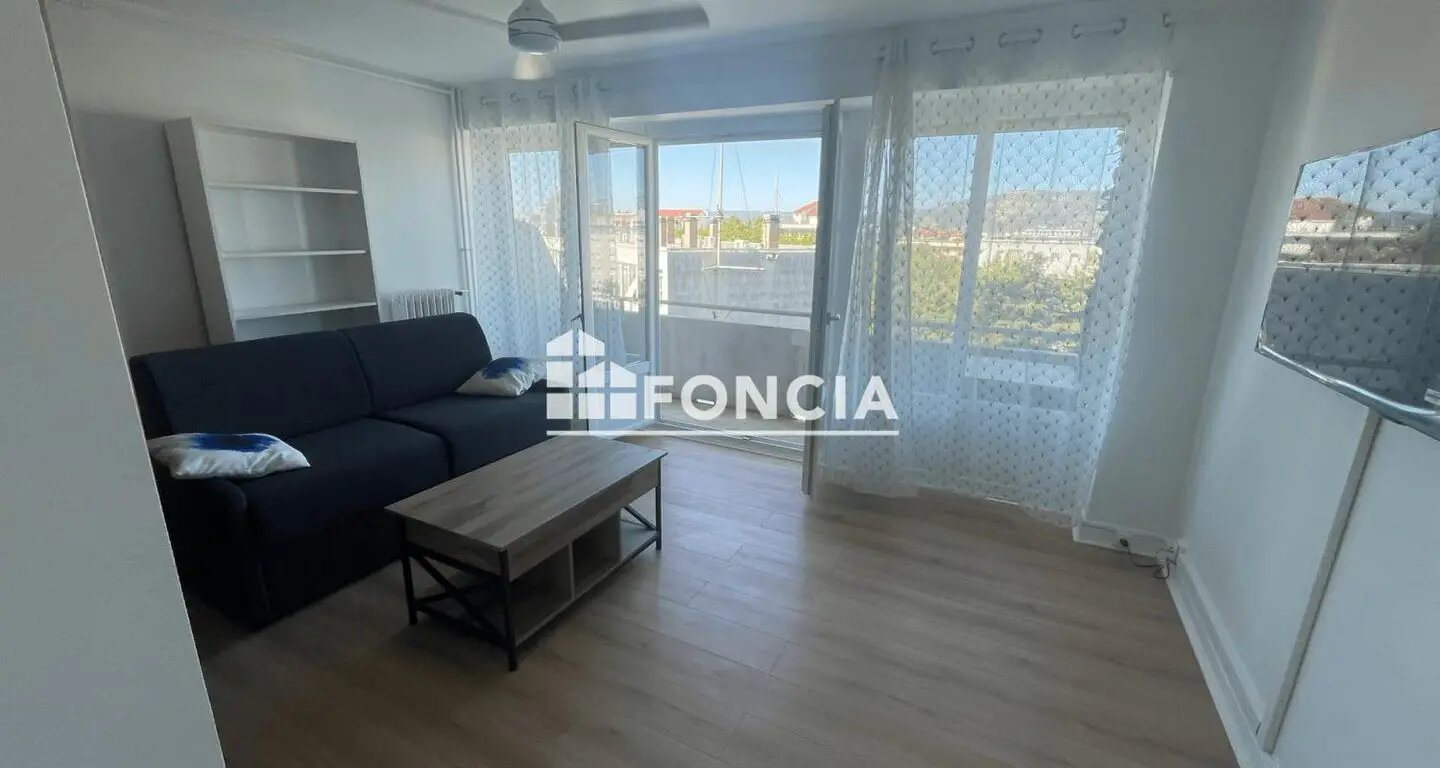 Appartement à louer, 35m², Valence