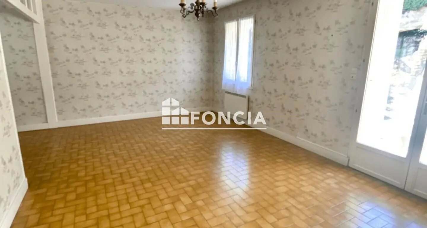 Maison à vendre, 199m², Croutelle