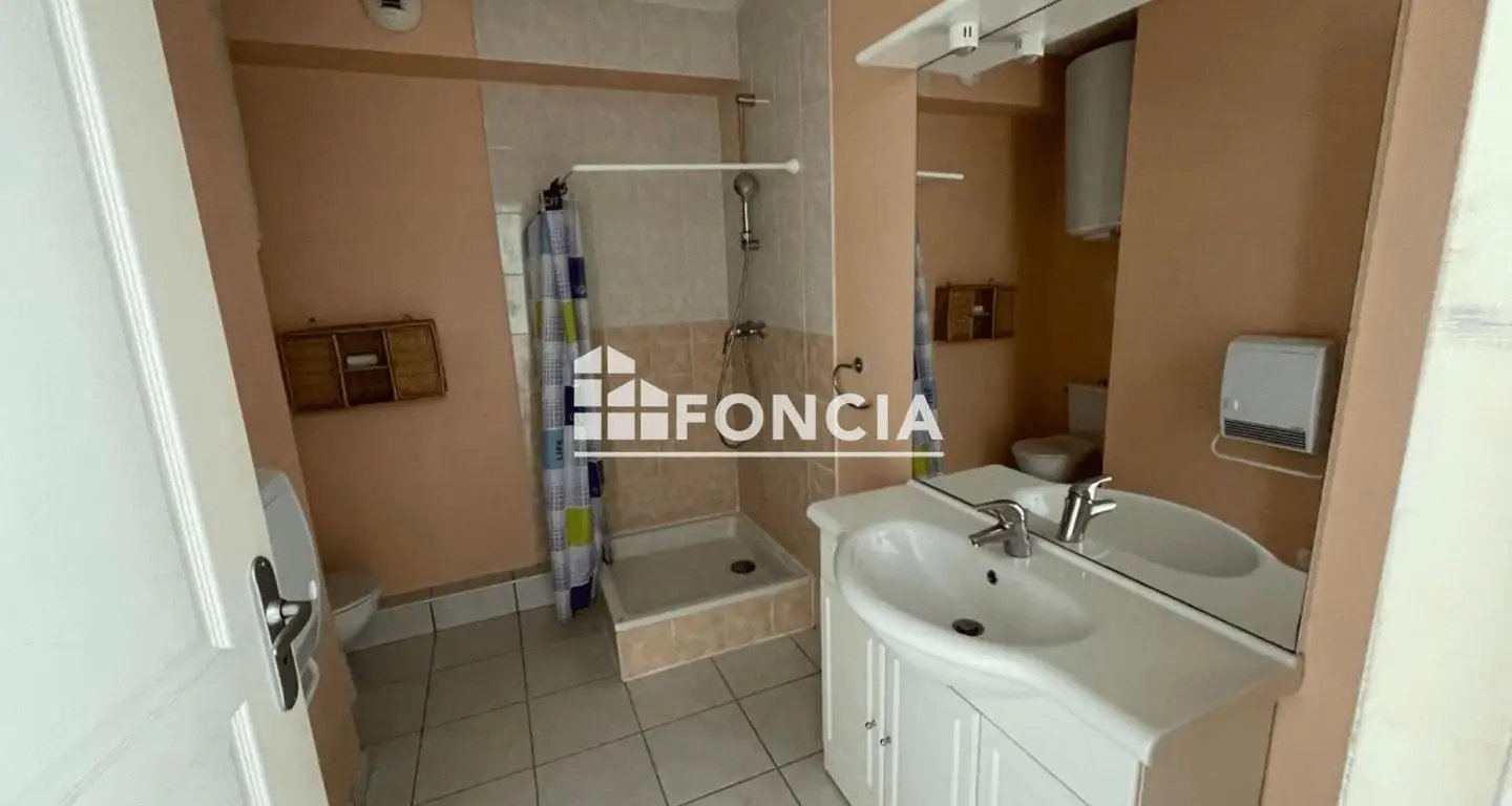Appartement à louer, 37m², Saint-Étienne