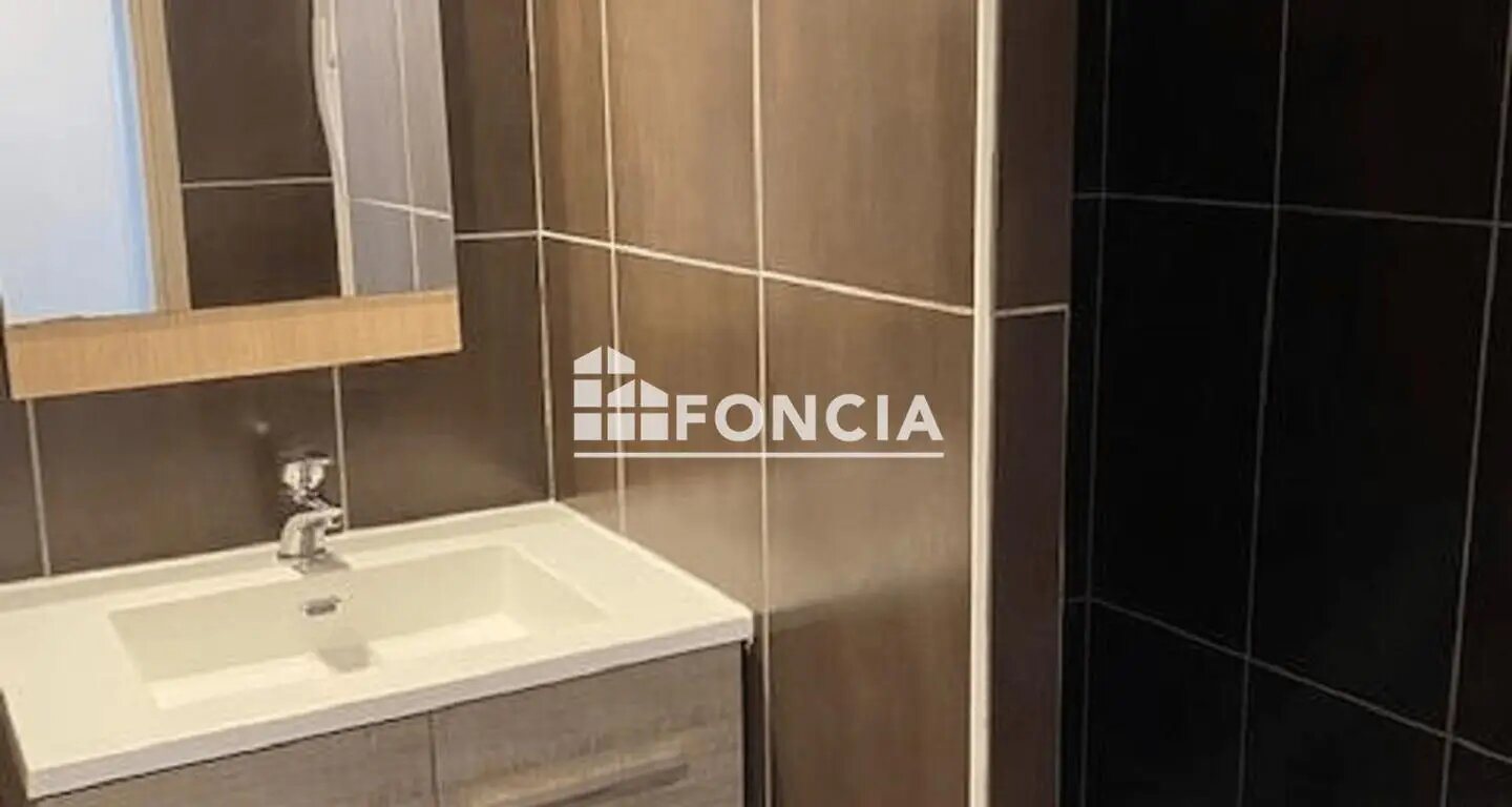 Appartement à louer, 18m², Le Pontet