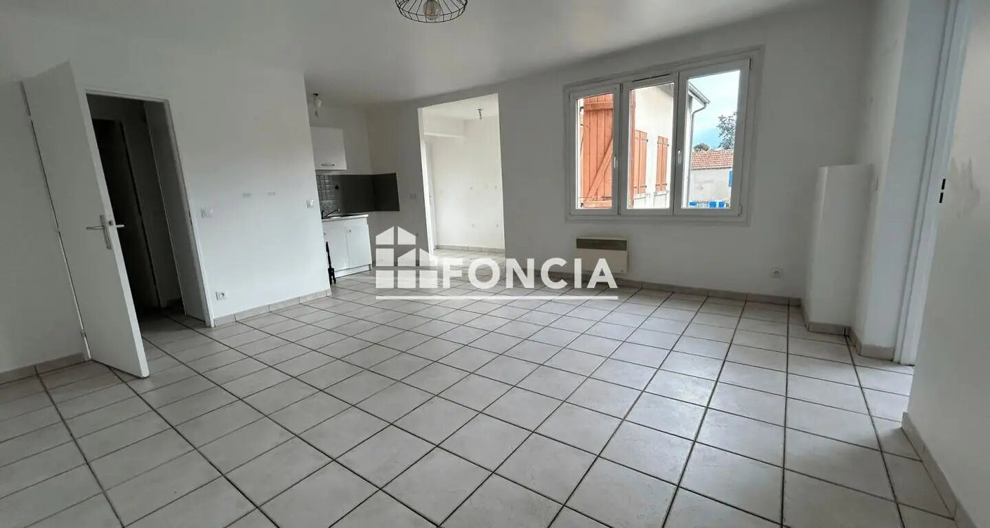 Appartement à louer, 51m², Charny