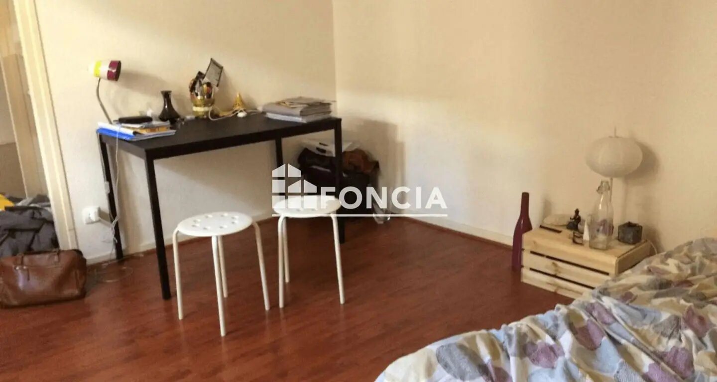 Appartement à louer, 24m², Valence