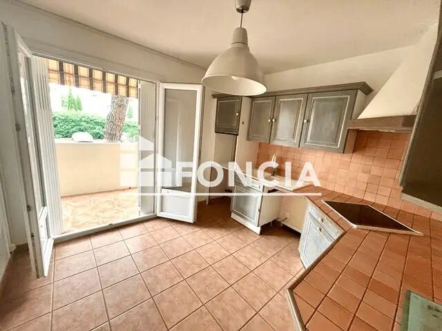 Appartement à louer, 74m², La Valette-du-Var