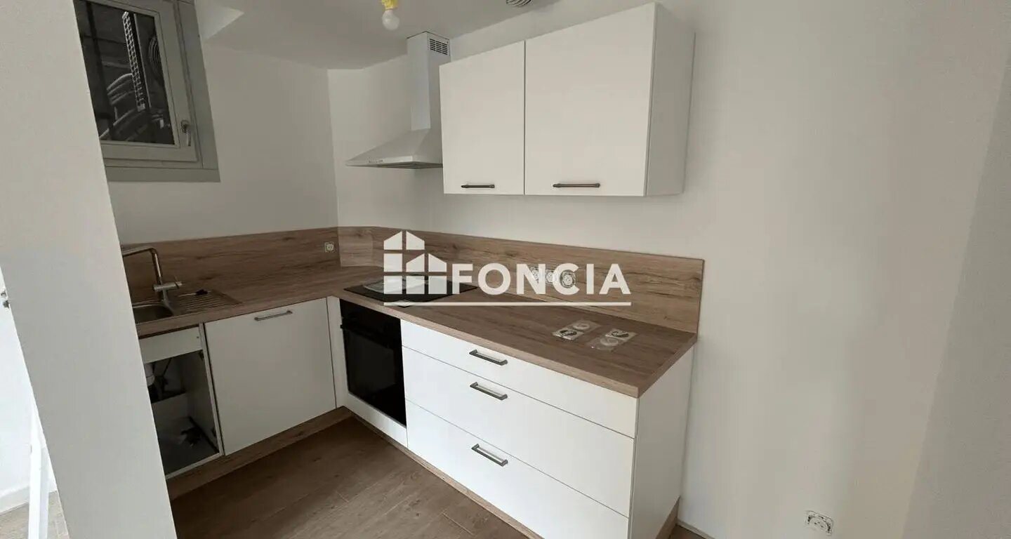 Appartement à louer, 82m², Romans-sur-Isère