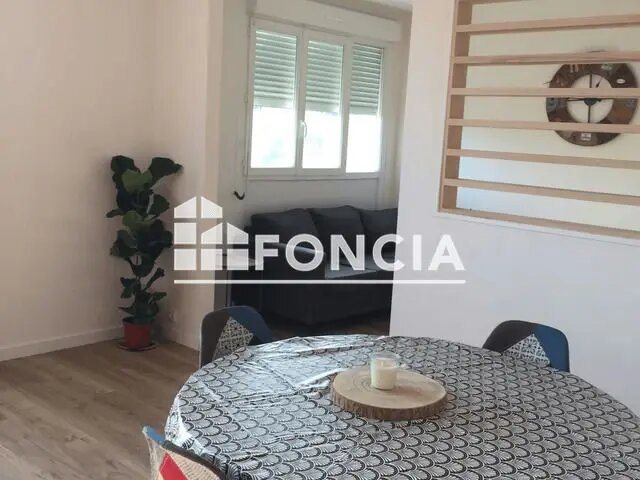 Appartement à louer, 68m², Lannion