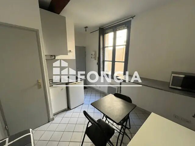 Appartement à louer, 13m², Nîmes