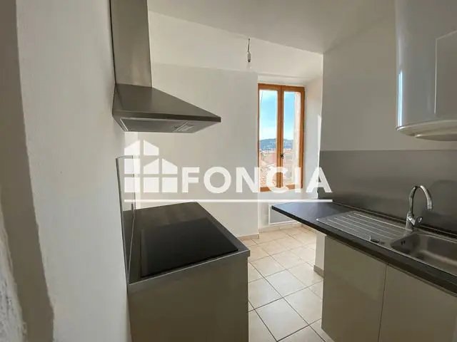 Appartement à louer, 30m², Hyères