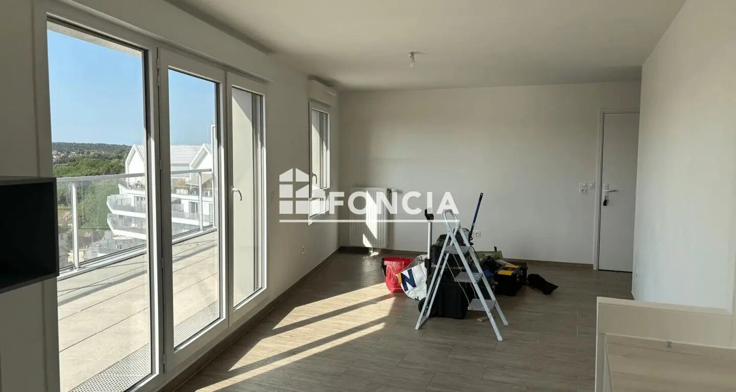 Appartement à louer, 84m², Avon