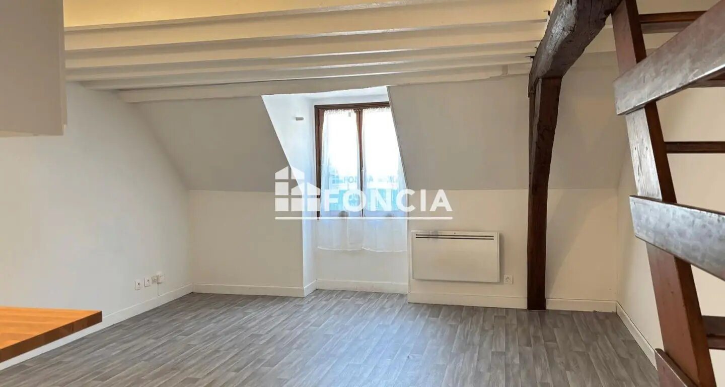 Appartement à louer, 32m², Etampes
