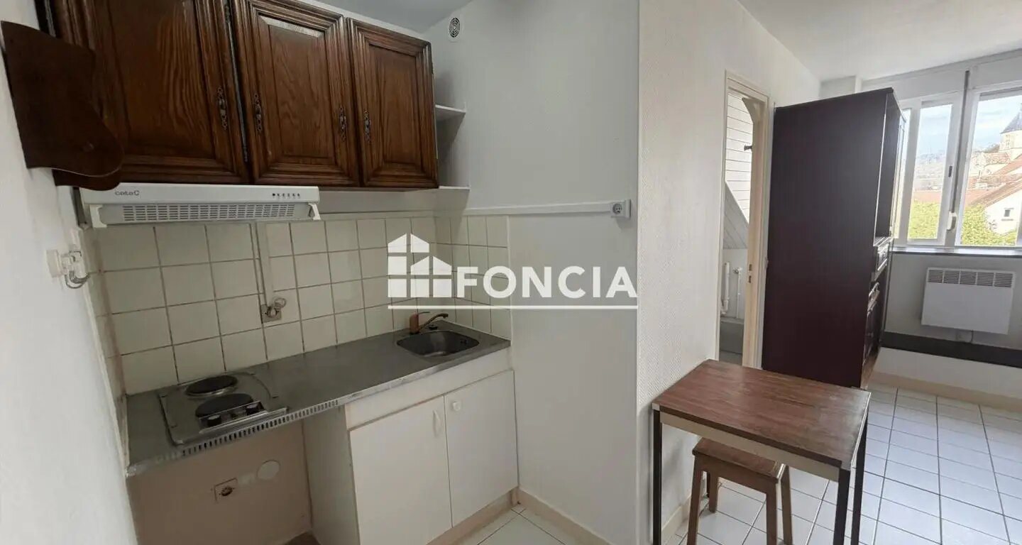 Appartement à louer, 17m², Etréchy