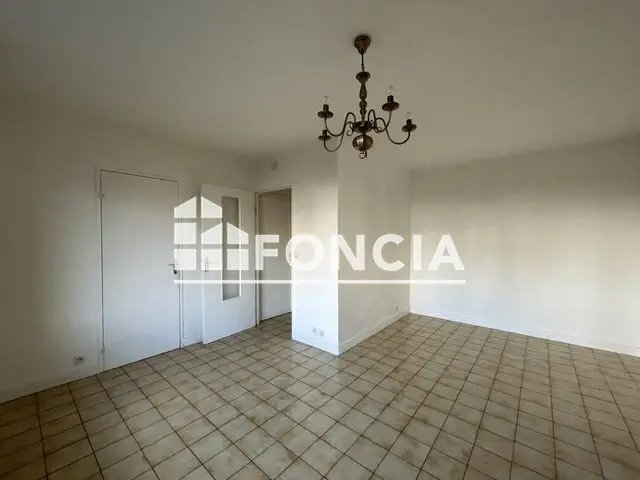 Appartement à louer, 29m², Reims