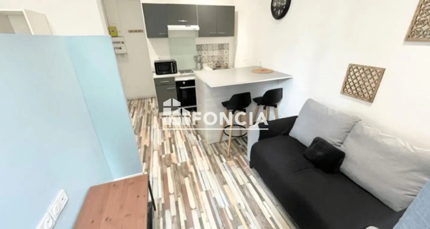 Appartement à louer, 19m², Saint-Etienne