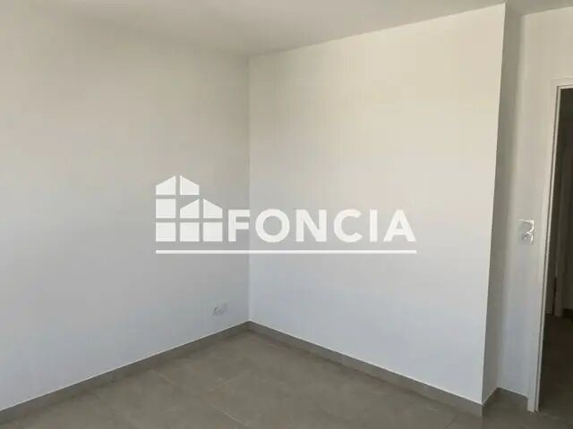 Appartement à louer, 70m², Nîmes