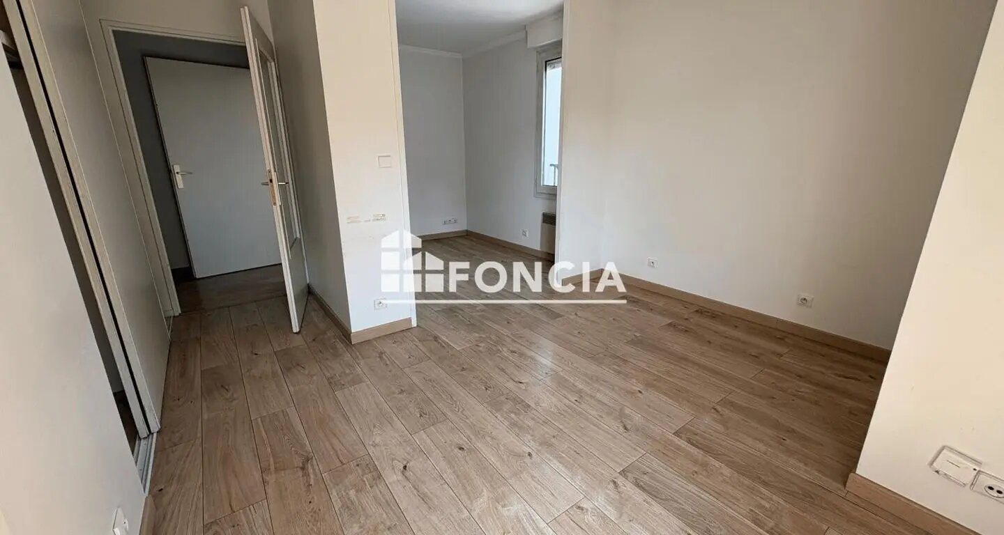 Appartement à louer, 32m², Pontault-Combault